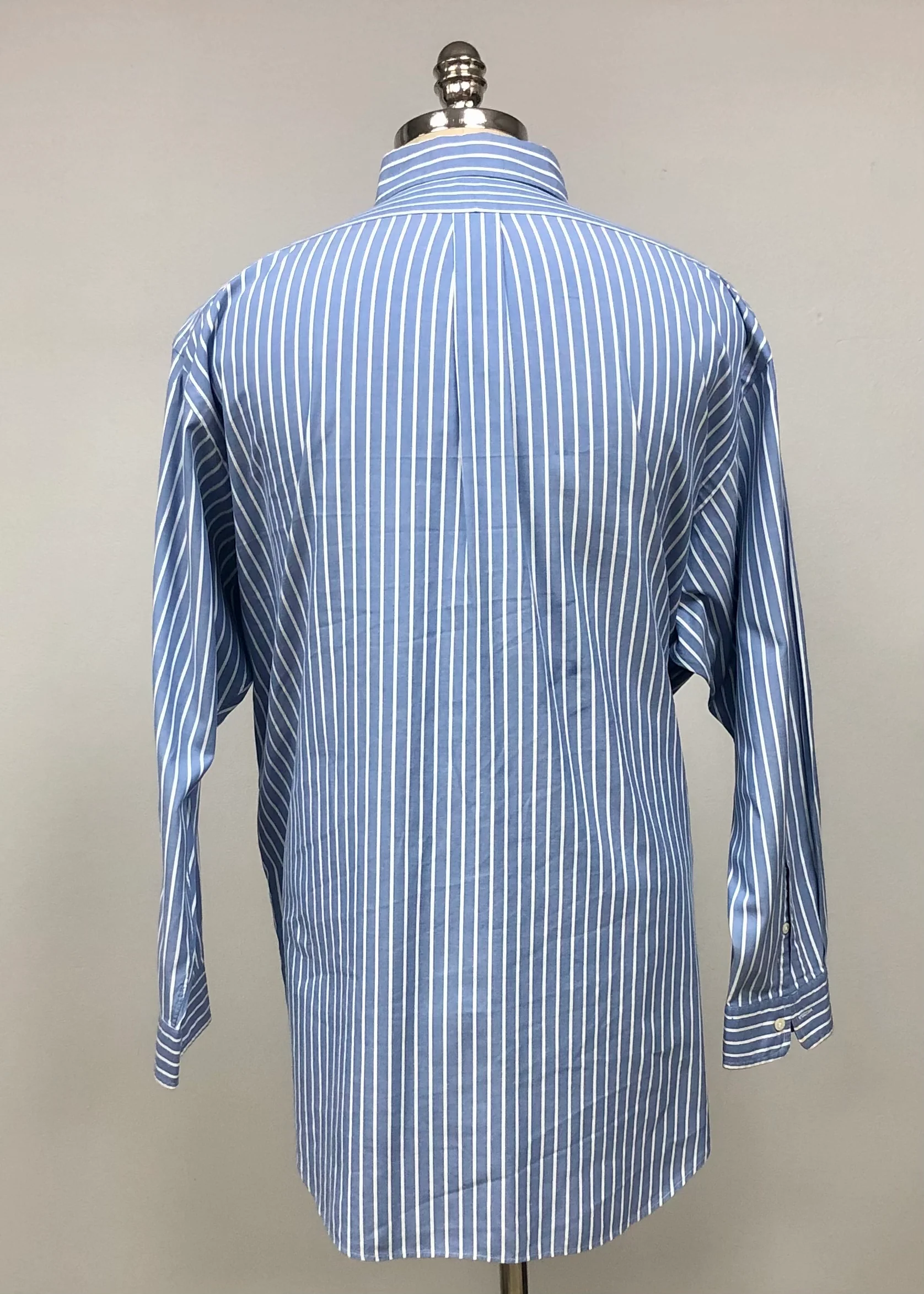 Camisa Polo Ralph Lauren 🏇🏼 color azul con patron de rayas en color Blanco Talla XL Entalle Clásico - Imagen 3